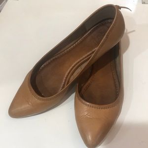 Camel Frye Regina Flats 6.5